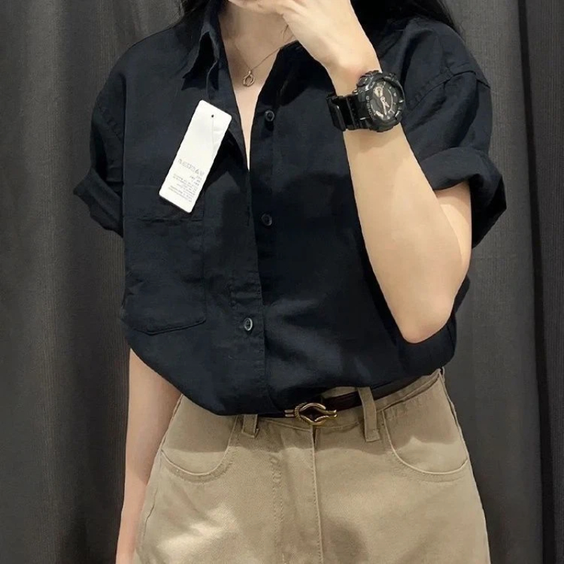 Summer Clothing Trends For Women - เสื้อโปโลแขนสั้นสไตล์เกาหลี คอปกเรียบง่าย ดีไซน์ใหม่สำหรับฤดูร้อน แต่งกระดุมและผ้าปะติด แฟชั่นเสื้อผู้หญิงสไตล์หวาน